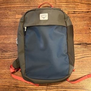 OSPREY ARCANE™ LARGE DAY BACKPACK